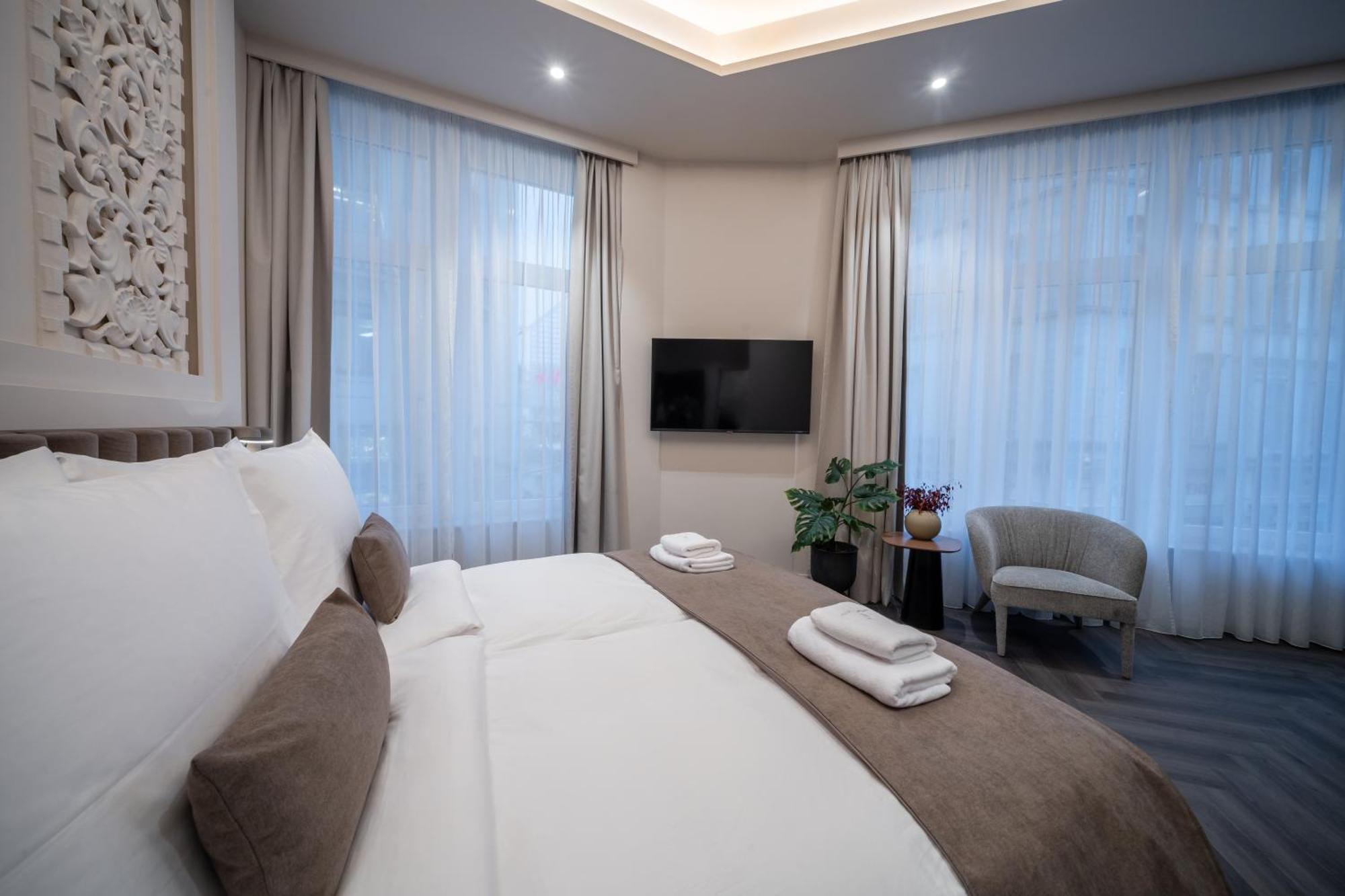 Damas Suites Budapest Exterior foto